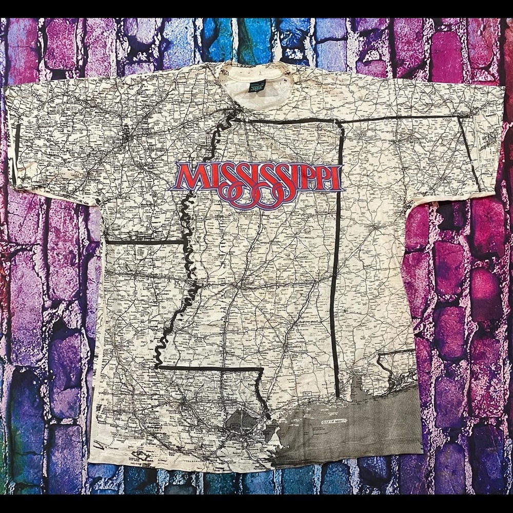 Vintage AOP Mississippi map tee size XL